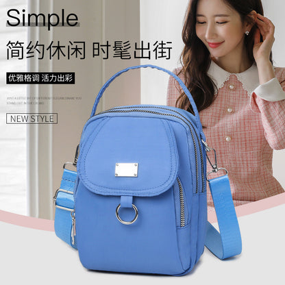 Urban Chic Lightweight Shoulder Bag